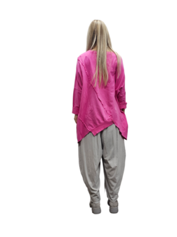 Sportieve-ruimvallend sweater-donker roze-asymmetrisch 