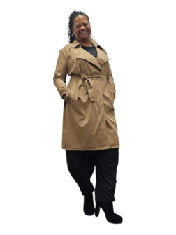 Lady&#039;s long coat beige travel