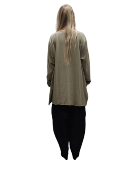 Sweater zand asymmetrisch met slierten