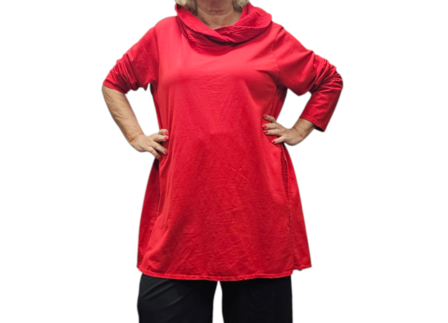 Sweater rood met kol in andere stof