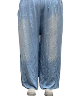 Ruime denimbroek, licht blauw stone washed