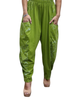 Broek groen met gedeeltelijk print