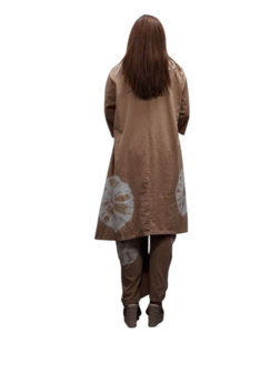 Ruim shirt A-lijn batikprint mokka