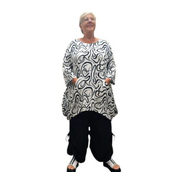 Tuniek Loes 02 bwslng