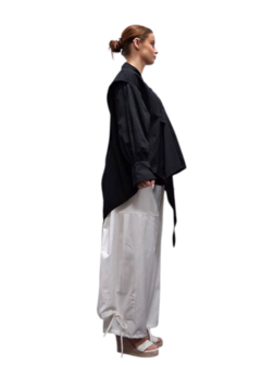 Blouse-zwart-asymmetrisch 