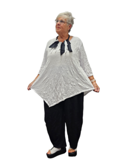 Tuniek wit met 7/8ste mouw gecrashte stof asymmetrisch 
