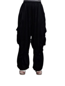 Wijde broek zwart met grote zakken100% cotton