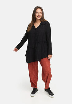 Kekoo soepel vallende aparte blouse zwart