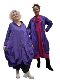 Lange tussenjas purple met lange puntmuts