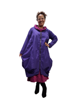 Lange tussenjas purple met lange puntmuts