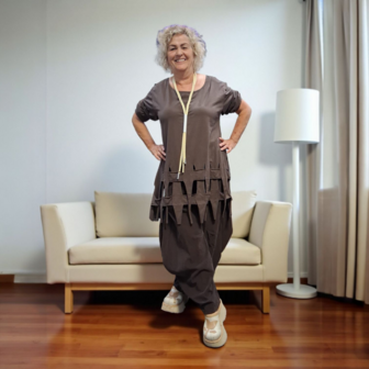 Tuniek bruin met slierten en gaten