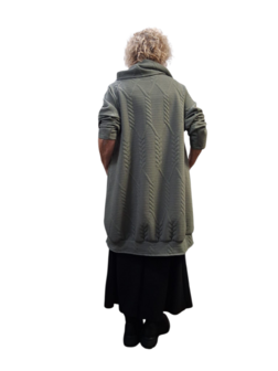 Tussen ballonjas groen met watervalhals