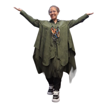 Lange blouse groen met tule inzet in zoom 