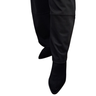 Basic broek zwart in rechte vorm