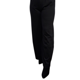 Basic broek zwart in rechte vorm