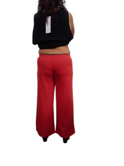 Basic broek rood in rechte vorm 7/8ste lengte