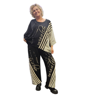 Tweedelig set zwart met beige print en details