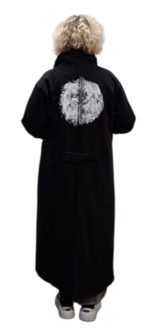 Warme mantel zwart met print