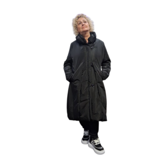 Warme winterjas zwart met grote kraag