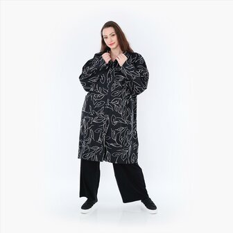 Overgangsjas  Tulip plain  in rechte vorm gemaakt van zachte popeline kwaliteit