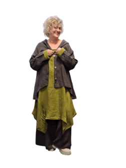 Jasje/vest bruin met puntmuts, asymmetrisch 100% linnen