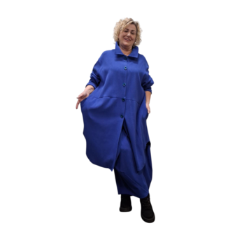 Blouse-jas Rinna blauw, in afgeronde vorm 
