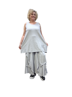  Topje mouwloos licht grijs