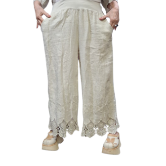 Wijde broek zand met kanten zoom 100% linnen 