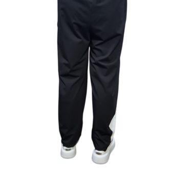 Ruime broek zwart wit