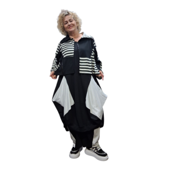 Myrjo vest/ jasje Fye zwart wit