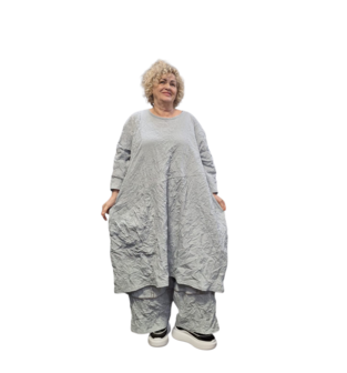 Zomerse jurk crushed  grijs gekreukte look