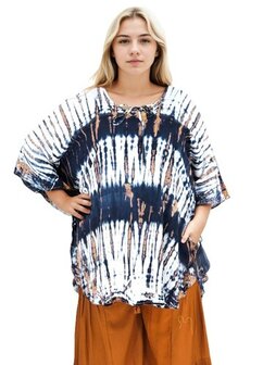 Maddy 04 bluewhitetd