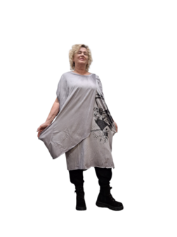 Luuka-tuniek-rose-grijs-met-print