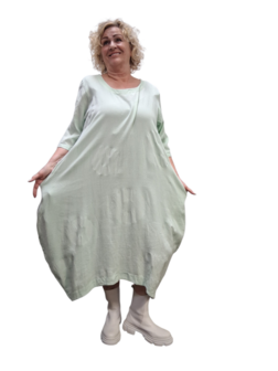 Jurk mintgroen met steekzakken op voorpand 100% katoen 