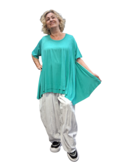 Basic-shirt-A-lijn-mintgroen met deelnaden