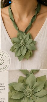 Handgemaakte ketting groen met bloem