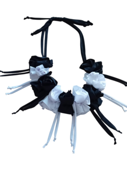 Handgemaakte  ketting zwart/wit