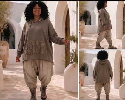 Oversized taupe Hoodie met rolkraag comfort &amp; stijl in een