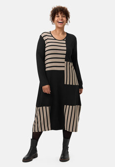 Jurk 'Sienna' - gestreepte look, elegant en chic beige