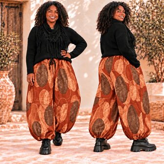 Curvy Broek Corduroy brique met-Botanische-Print