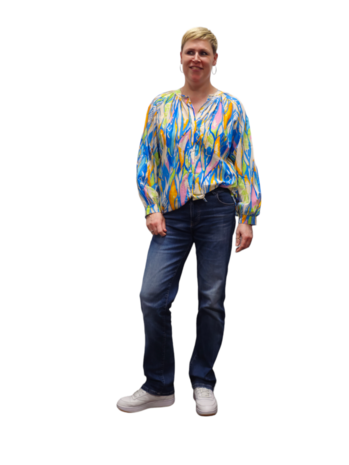 Vrolijke gekleurde blouse met knoopsluiting 100% cotton
