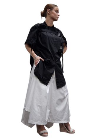 Ruime broek-wit-asymmetrische zoom en strikkoord