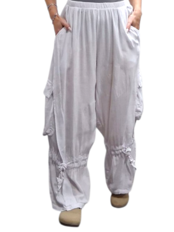 Wijde broek wit met grote zakken100% cotton