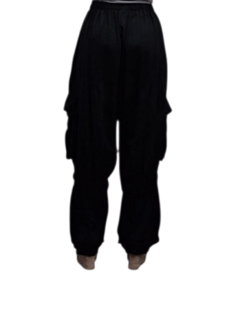 Wijde broek zwart met grote zakken100% cotton