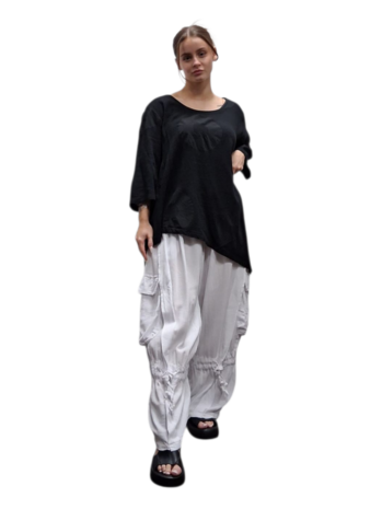 Shirt zwart  A-lijn asymmetrisch