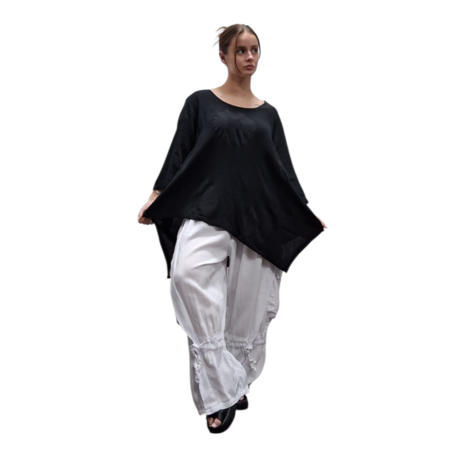 Shirt zwart  A-lijn asymmetrisch