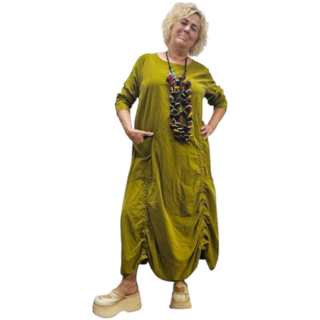 Leuke jurk met leuke details olijfgroen corduroy