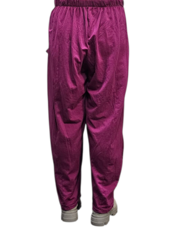 Wijde broek paars met leuke inknipsels 100% cotton