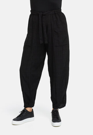 soepel vallende broek met centuur zwart 