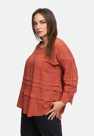 Soepel vallende vrouwelijk Ibiza shirt terra